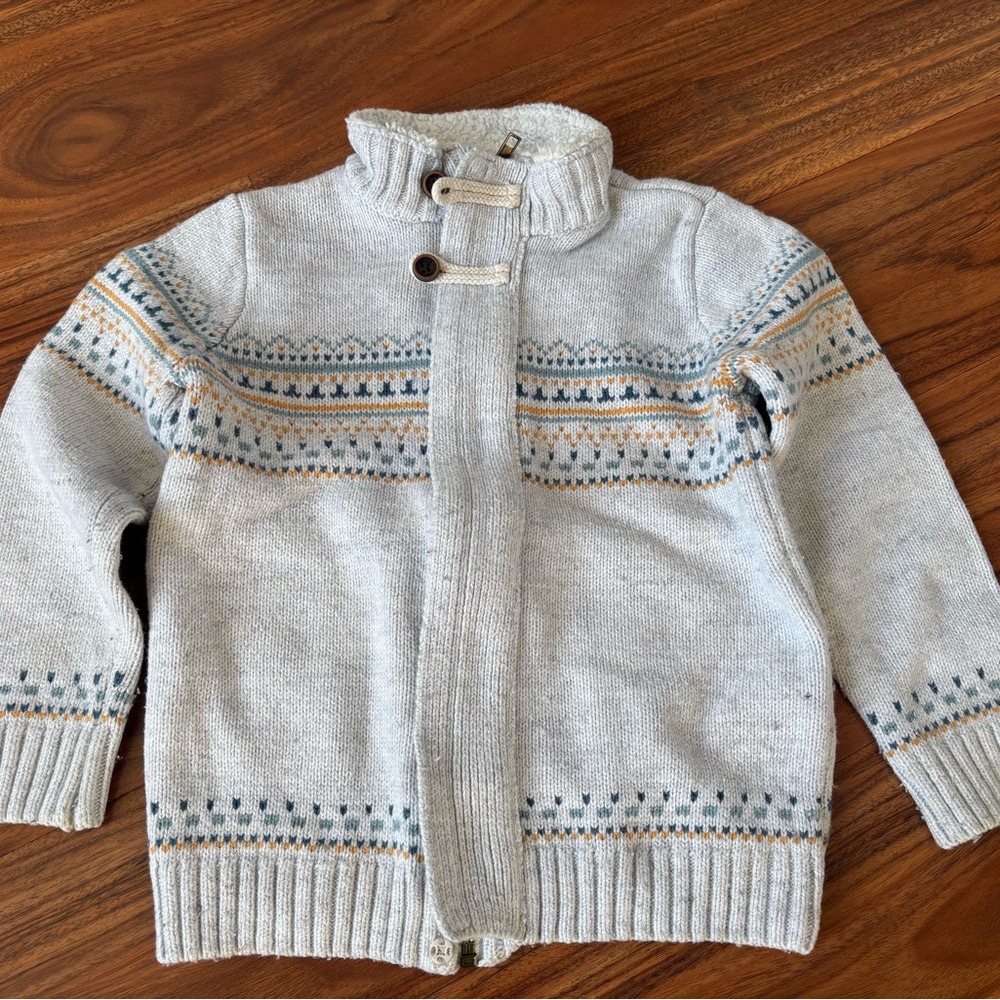 Knit sweater